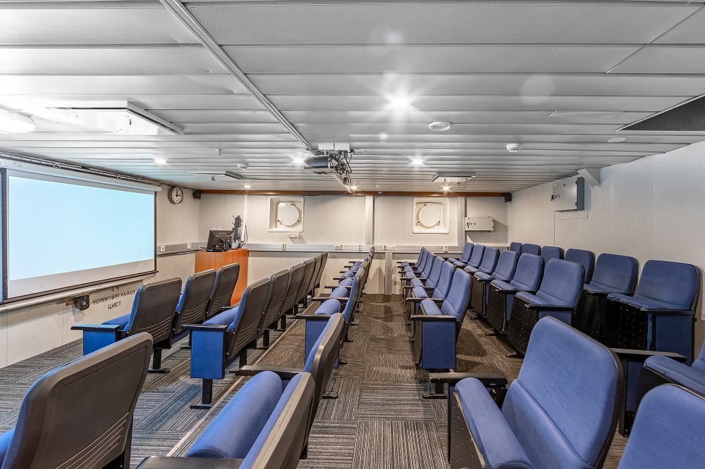 Академик Шокальский