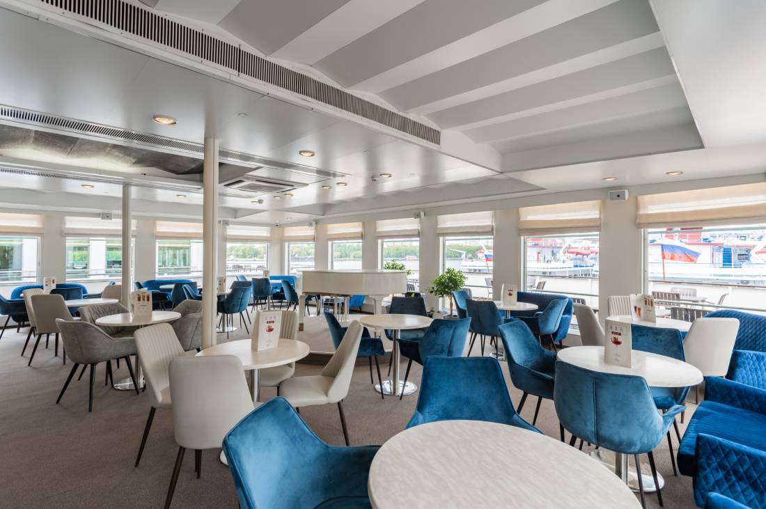 Санкт-Петербург